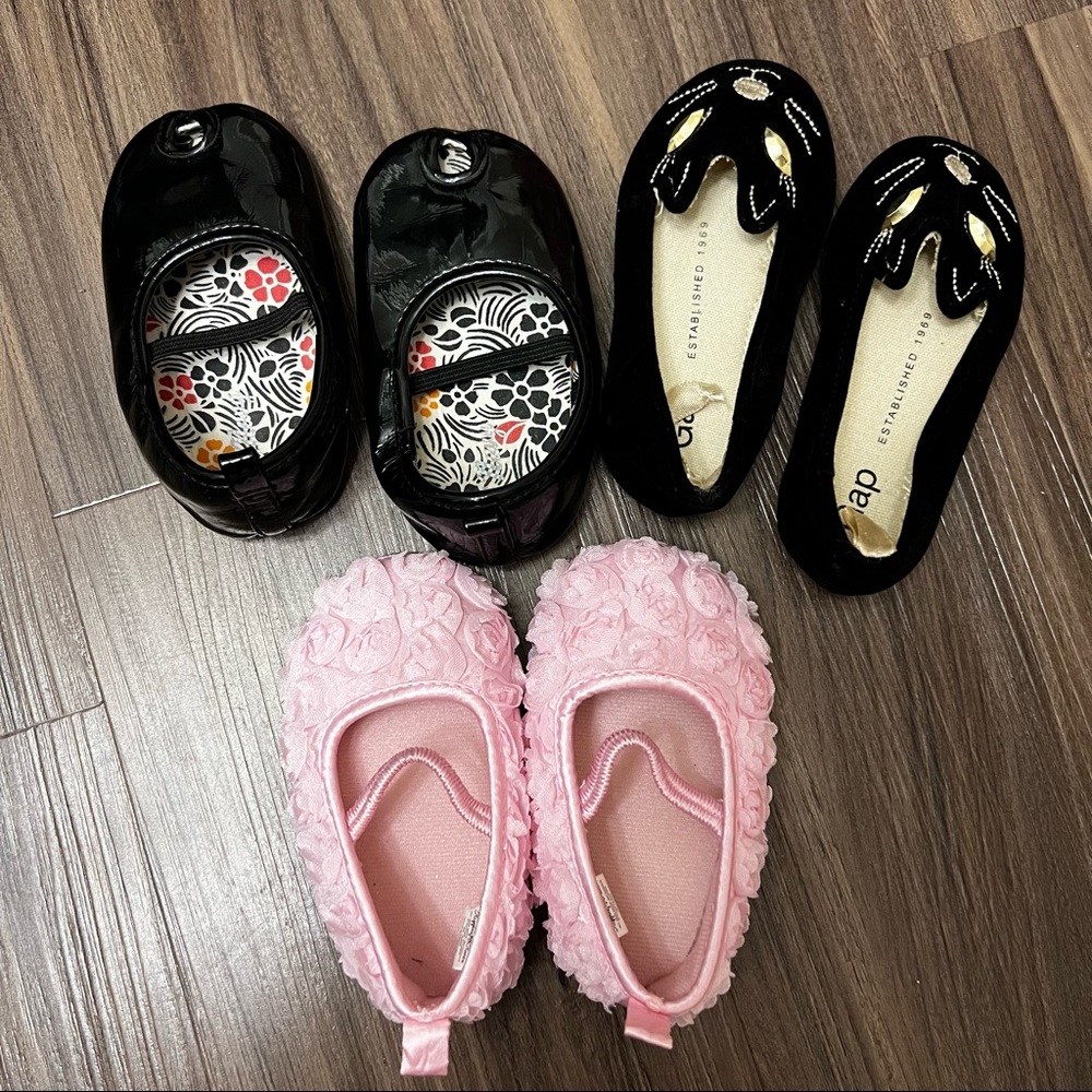 Bundle of newborn baby walker shoes 9m-12m-18m-24m